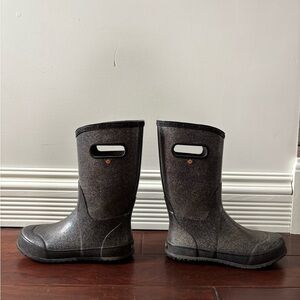 Black Sparkle Bogs Rain Boots